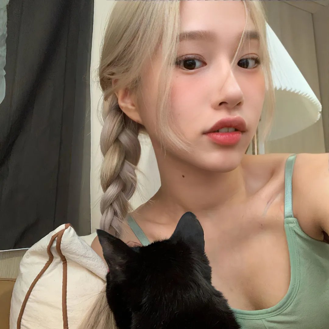 爆甩渣男，三个哥哥团宠我$甩掉渣男后我被三个哥哥宠上天